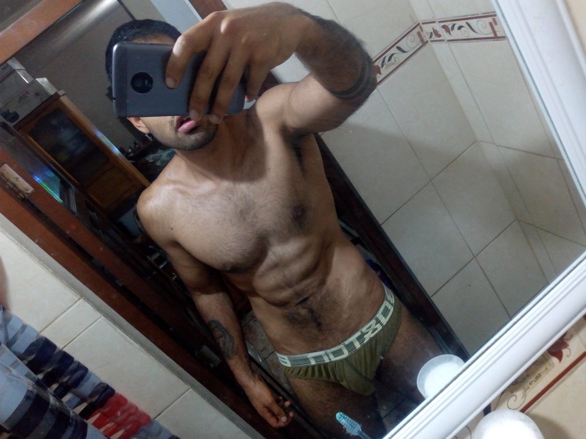 peruvian_j's tweet photo. Hola mis amores , estoy de regreso 🥳🥳. Síganme a mi nuevo IG: jmacfit23 https://t.co/8881g4qEWl