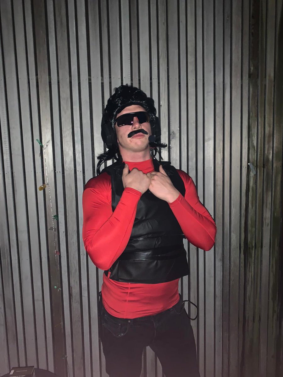 You better watch your mouth when you're talking to the Two Time.... @drdisrespect #Doctober2021