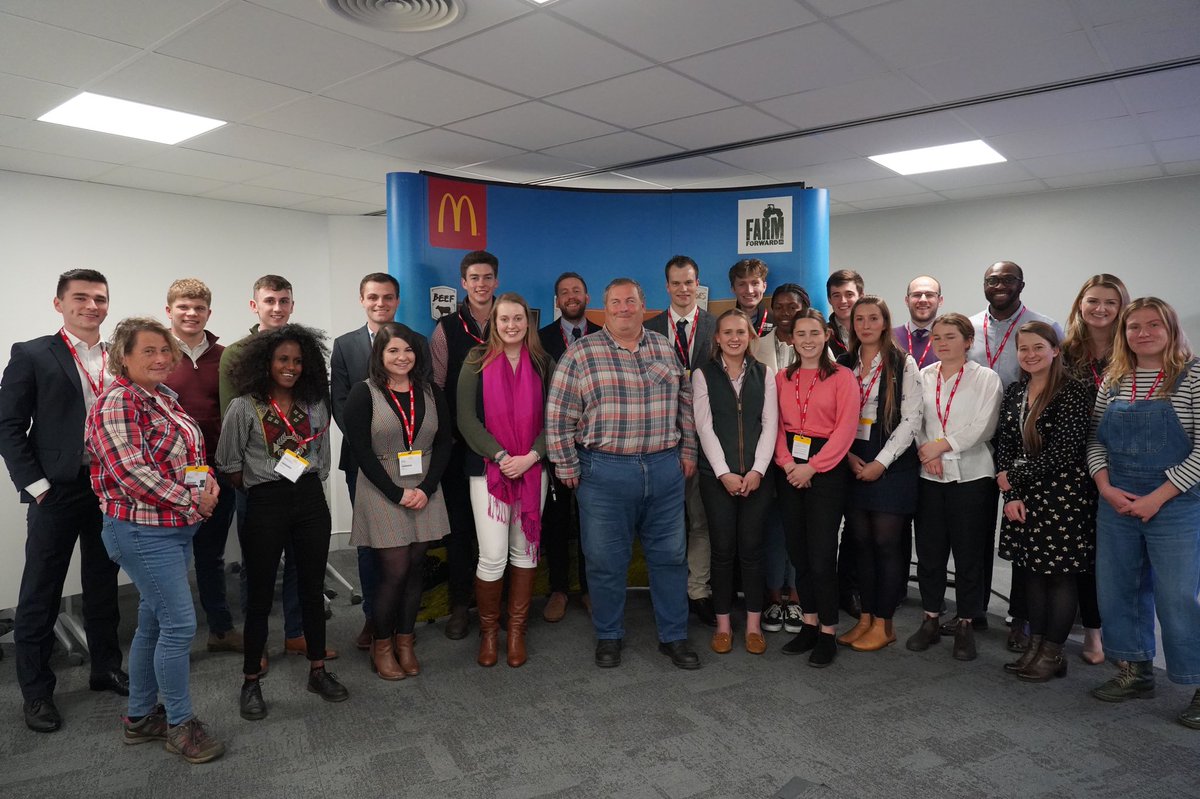 DrJennaRoss's tweet photo. Another great photo from last weeks @oxfordfarming #OFC22 scholars away day!๐ธ@McDonaldsCorp @McDonaldsUK @dawnmeatsgroup @FAIfarms #InclusiveFarm https://t.co/726w5DzulS