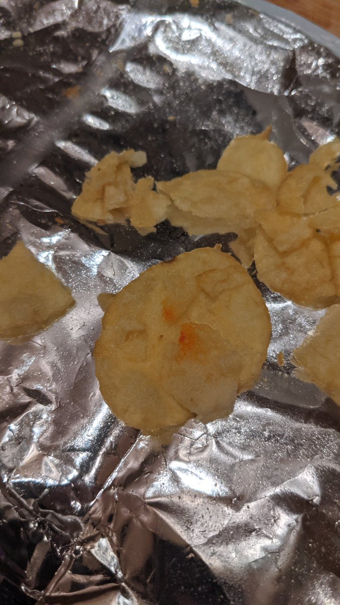 Usher345's tweet photo. @walkers_crisps Bit of a worrying find in a packet of cheese and onion crisps today. https://t.co/fs3VvSNul7