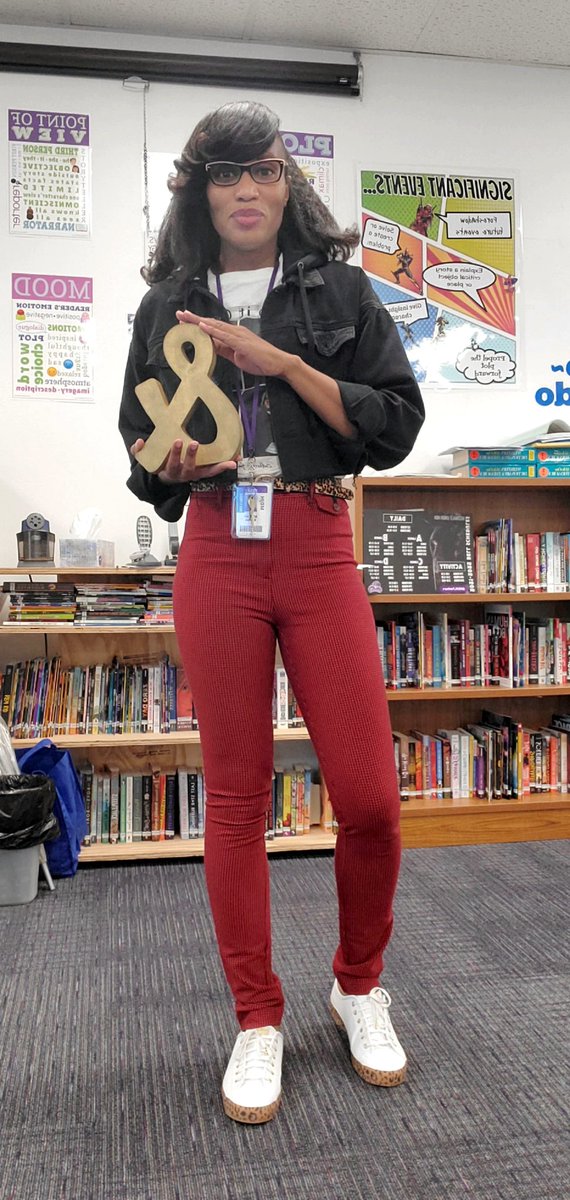 Great way to start off November with the &amp; More Award. Thanks <a href="/Bryanna_H19/">Bryanna Dill</a> for the recognition.
<a href="/MDJH_Panthers/">McDonald Junior High School</a> #MDJHandMORE