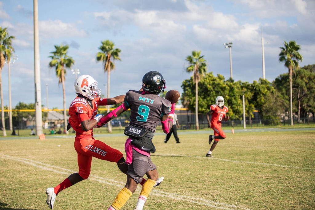 BloccBoy21's tweet photo. Say My Prayers So Ik I’m Protected By Angels 👼  Soon As I Walk In @CoachKdTheGoat @MTIPrep @chrismorant2 @MTIFootball #LLMA #LLGrandpa https://t.co/DnohM11liI