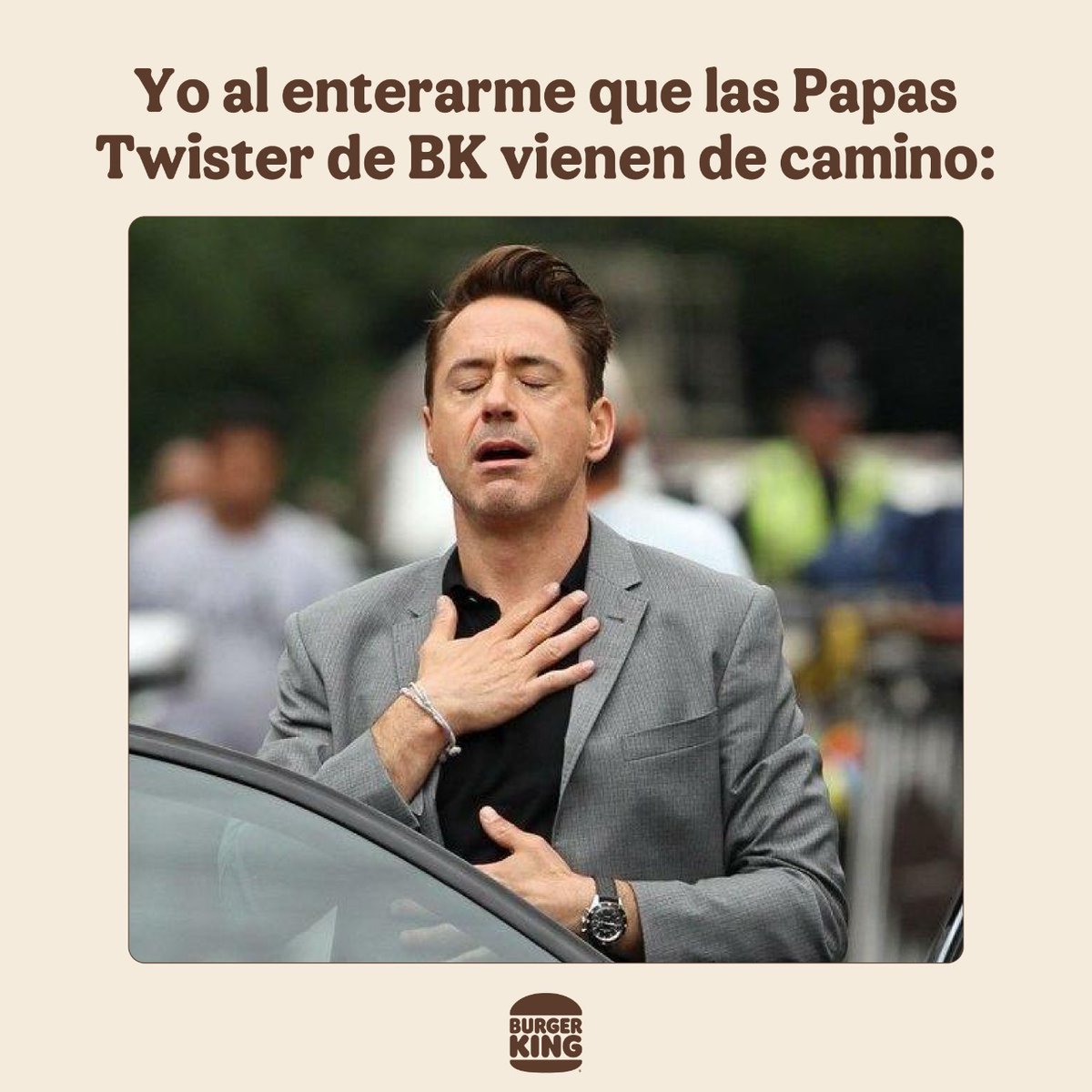 BurgerKing_ESA's tweet photo. Tranquilos, no se desesperen. 😳 El Rey 🤴🏻ha visto todos sus tweets y ha decretado que las Papas Twister vienen en camino, con el mismo sabor que tanto les gusta. 🤤
#burgerking #PapasTwister #AtuManera #AlaParrilla #BKLover #papitas https://t.co/7HjGjWuIOx