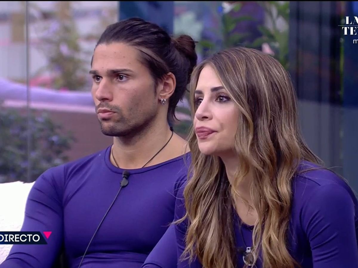 liam_priv16's tweet photo. Quién tiene más apoyo en redes? 

RT Luca y Cristina

♥️ Adara Molinero #Secret1N #Secret2N https://t.co/l2JkGVOLIP