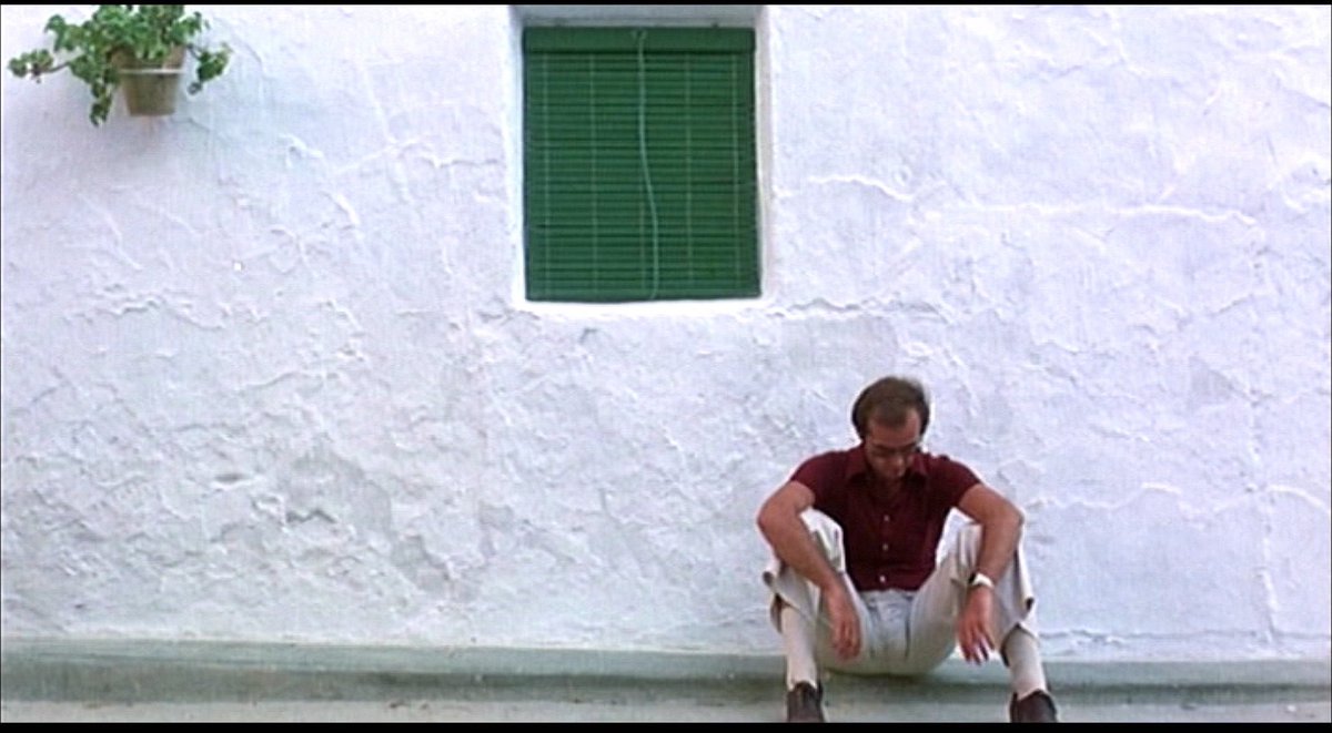 mountwill's tweet photo. @Reach4ACopsGun Antonioni’s “The Passenger” (197 5). Very cool, long single-take long shot with camera moving from interior to exterior near the end, too. https://t.co/hVLOhwBE8A
