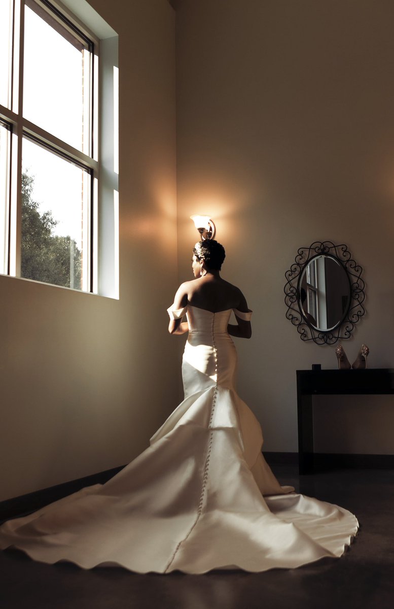 _theAnomaly's tweet photo. The Parker’s ‘21 💍

Photographers: 
ACO Studios @MarieMilons &amp; @_theAnomaly 

#acostudios https://t.co/utAirfoOff