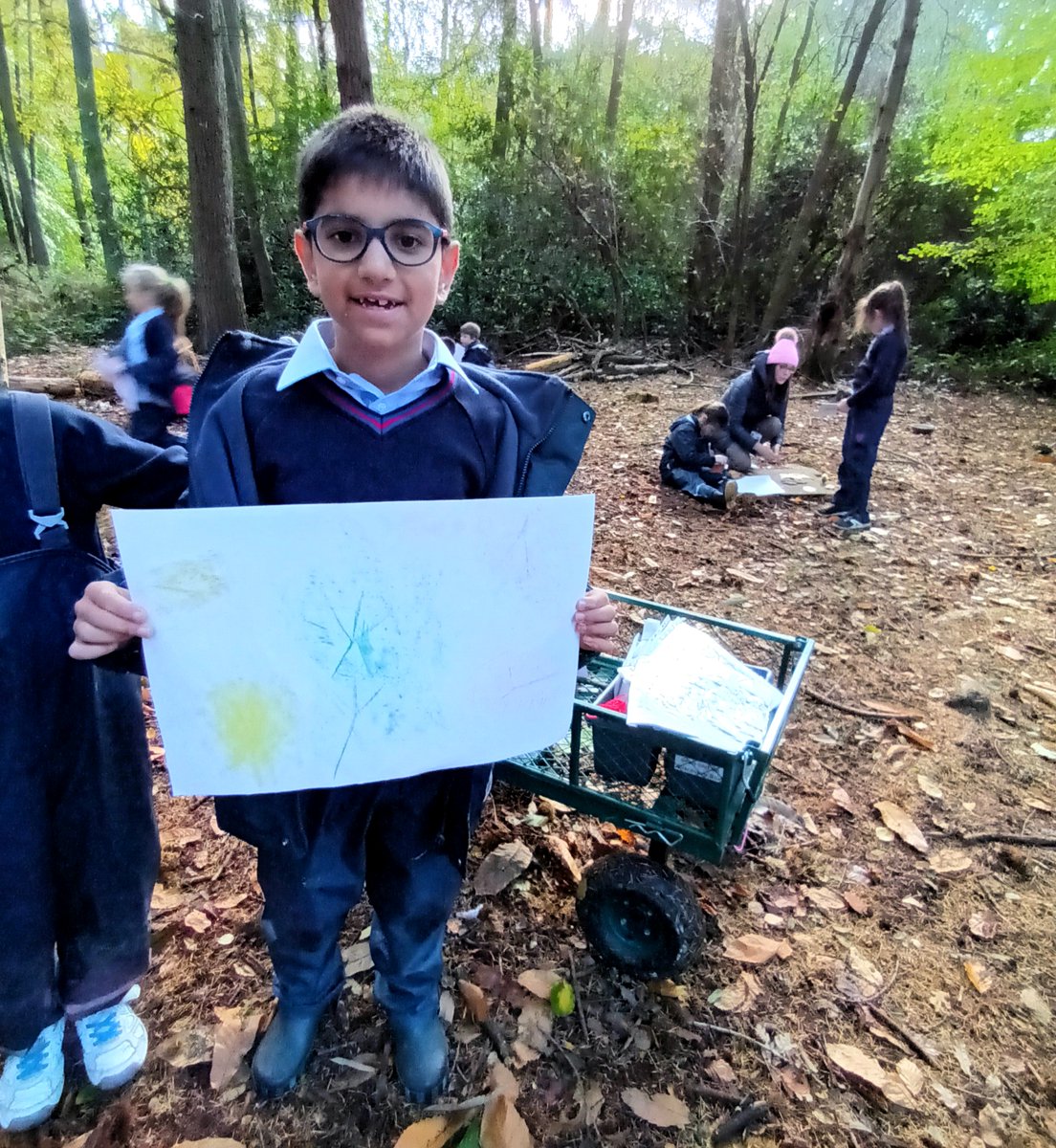 OPSForest's tweet photo. Fun exploring Autumn https://t.co/rUtfHrIRB2