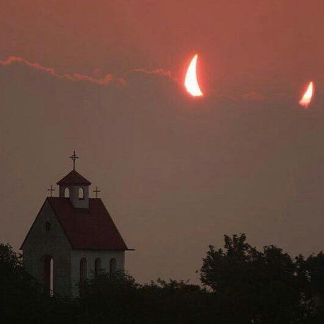 ARTIFAXING (@pedestrian) on Twitter photo 