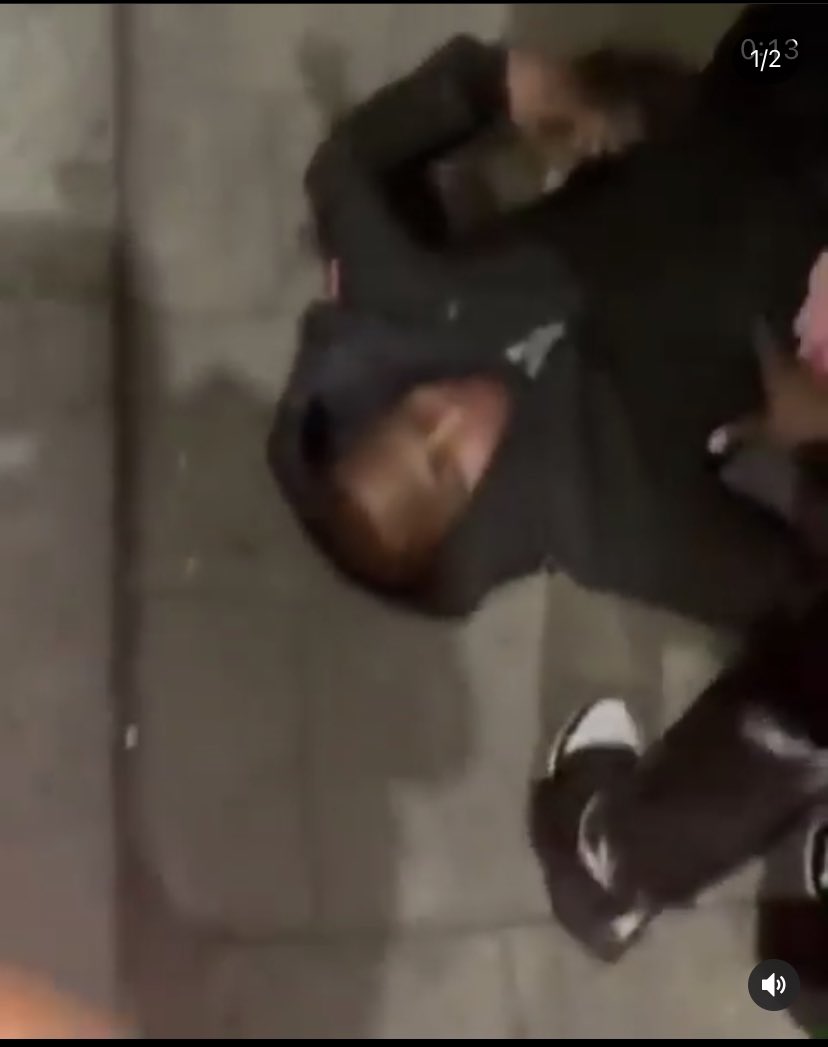 lambethdrillnws's tweet photo. @rvpochettino Did you just wake up ? https://t.co/KbZGJ60uLm