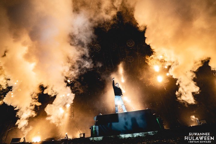 Thank you, thank you, thank you #HulaFam!! That was one for the books and we couldn’t have done it without you!! Much more recap content coming soon, and we’ll see ya again in 2022! 🎃🤍😈