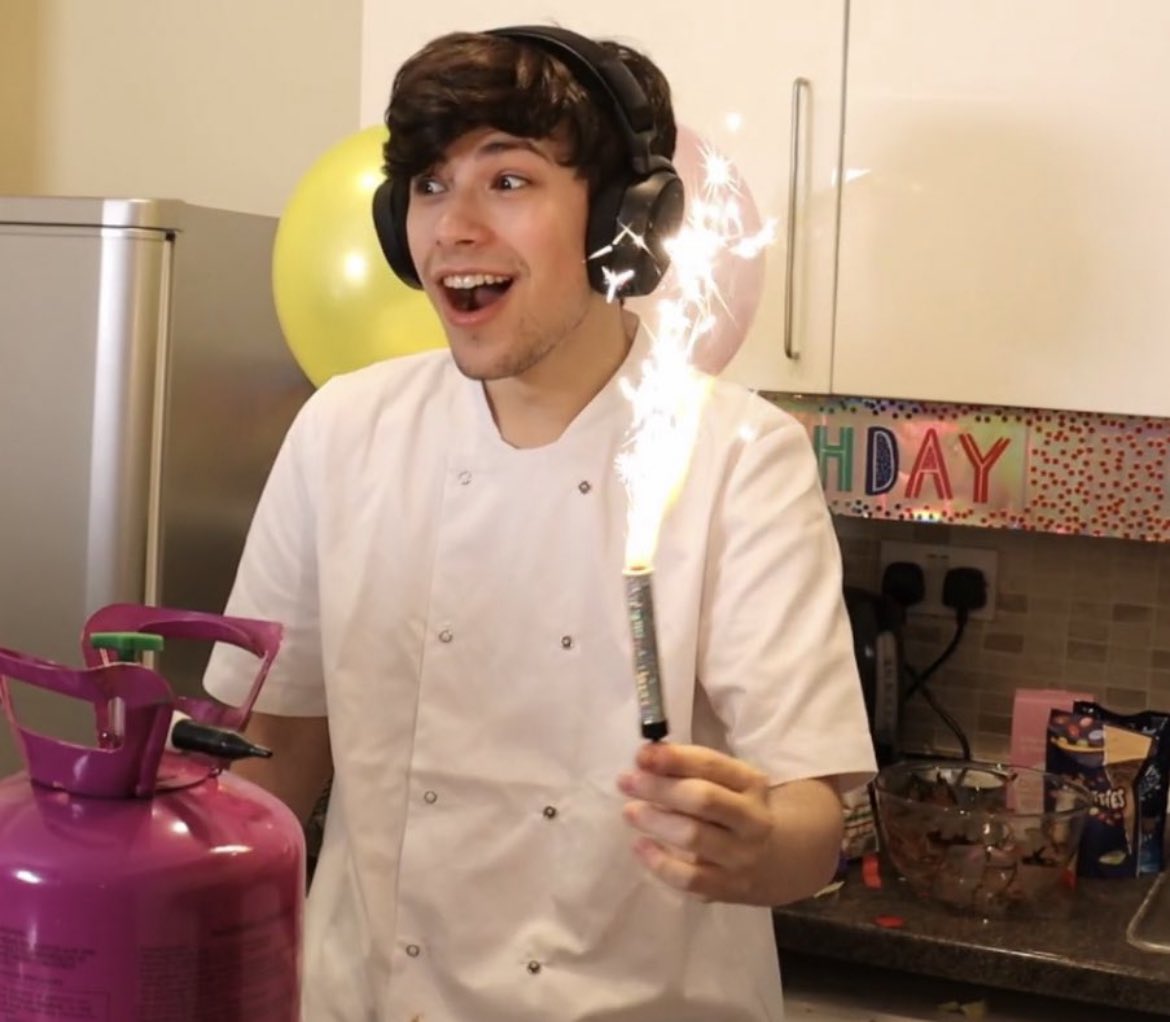 arielkins's tweet photo. #georgebakingstream https://t.co/SZvbAthJ5l