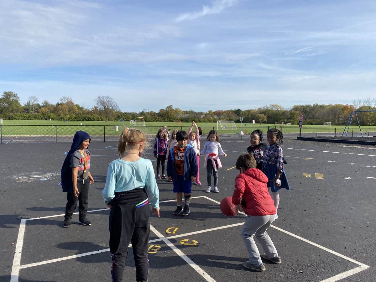 Today we learned how to play Four Square at recess. @MrsJones_lakota