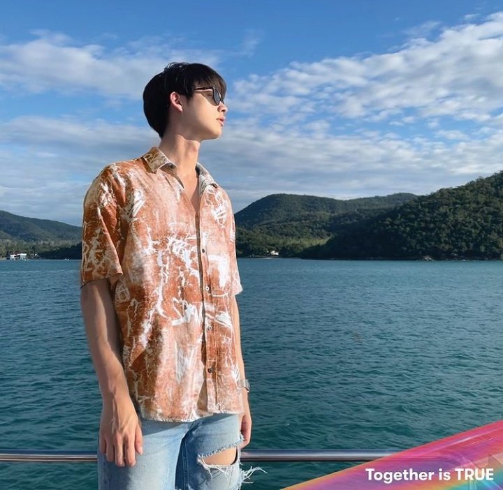 ANjbs_leo's tweet photo. #ไบร์ท #BrightTwitterTopic
Bright Vachirawit 🌊💙💙
Bright morning #HaveABrightDay
@bbrightvc #bbrightvc https://t.co/wkSLhX1GRd
