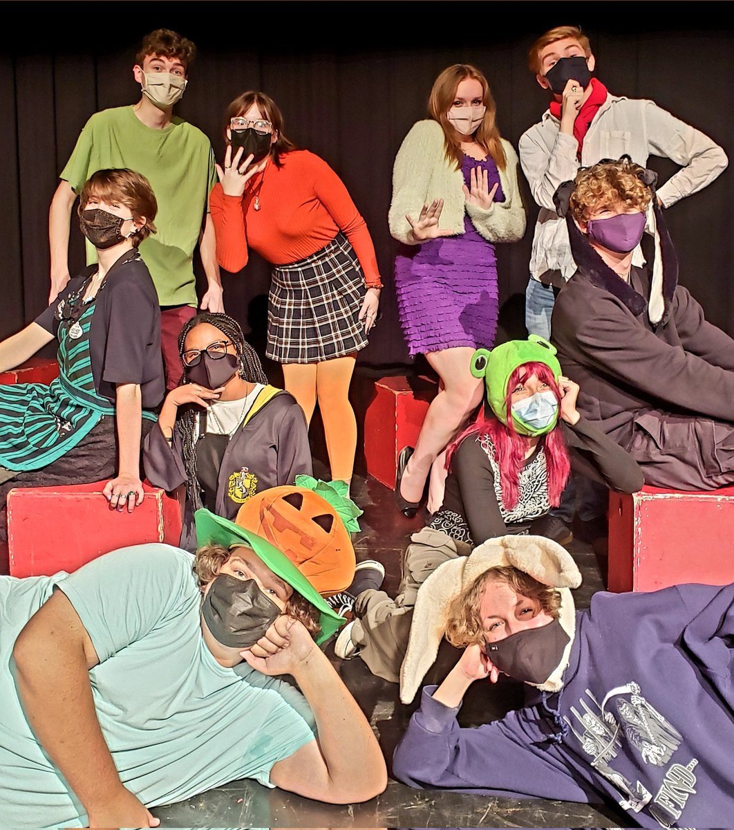 Happy Halloween from @HalifaxWestHS Improv Team! Thank you @HRCEFineArts for supporting this year's Nova Scotia @CanadianImprov Teams! @WestStudentGov