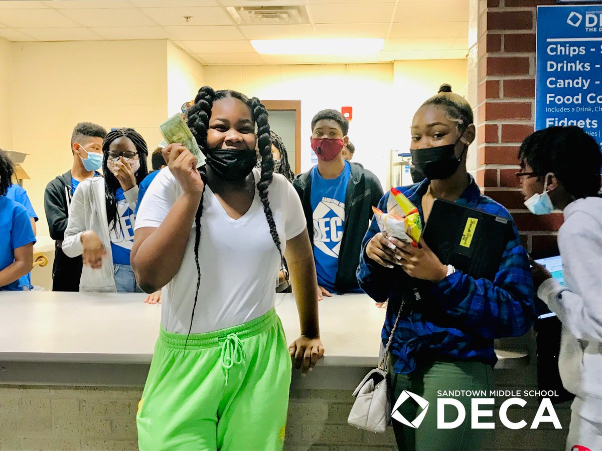 OneWestlakeDECA's tweet photo. The grand opening of The DECA Store was a huge success! Opening our school’s first-ever DECA SBE is a historic feat, and we’re ready for more. This photo was the first of many sales we made today! #DECA #DECASBE #MaxMomentum @SandtownMS @DECAInc @GeorgiaCTAE @Georgia_DECA https://t.co/GZshD3tdRs