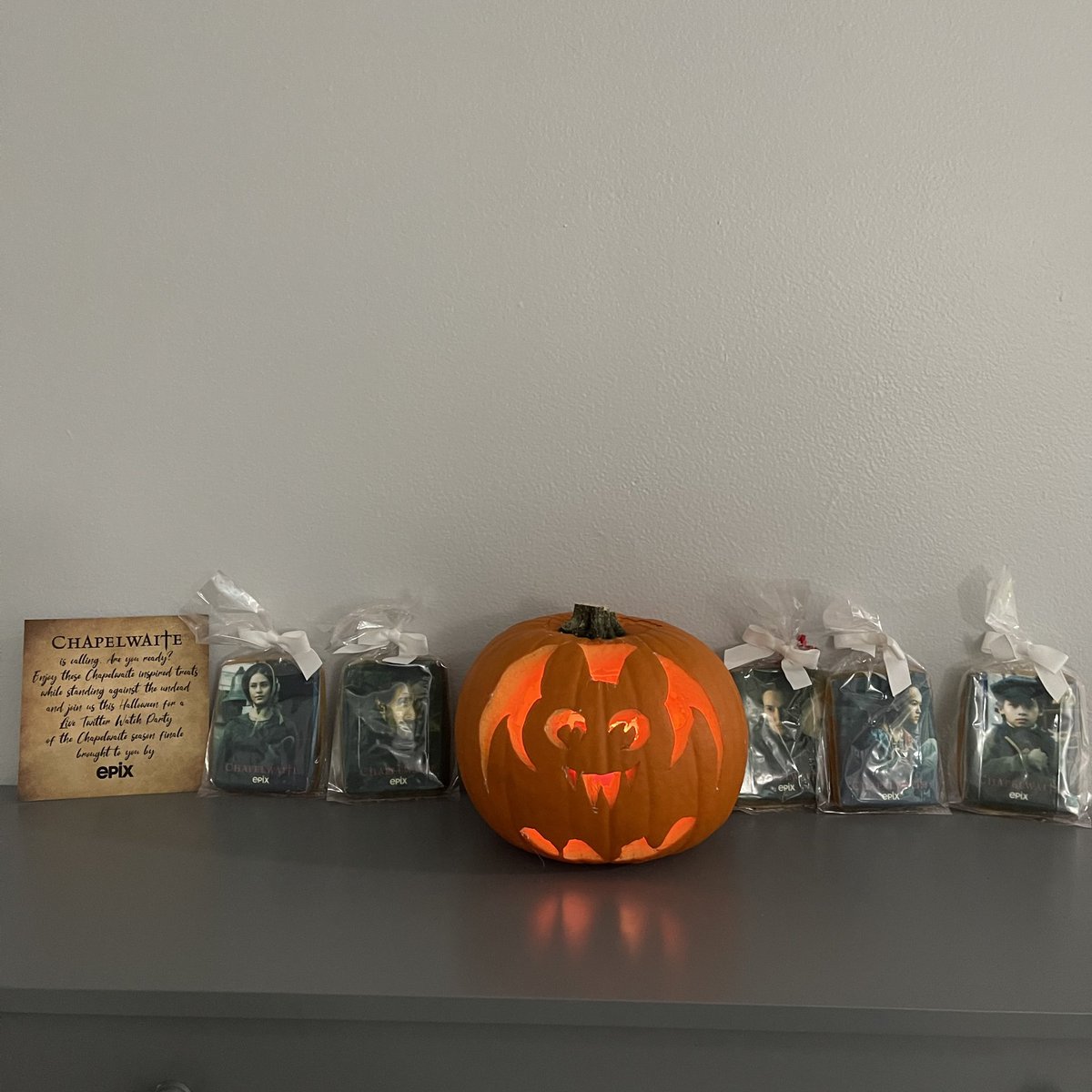 realpabgames's tweet photo. Thanks for the treats @ChapelwaiteEPIX! Just received them today! 🎃👻 https://t.co/1GHw8g72yM