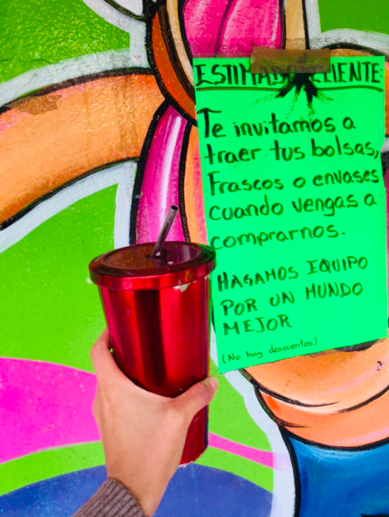ColVilladCortes's tweet photo. 🙋🏻‍♂️🙋🏻‍♀️En la colonia, varios establecimientos se han sumado a la disminución de plásticos de un solo uso. #HagamosComunidad y ayudemos a cuidar nuestro planeta. 😉💚
¿Cuáles otros negocios se han sumado a esta iniciativa?
#villadecortés #cdmx #sinplastico #medioambiente https://t.co/JLg279q7rY