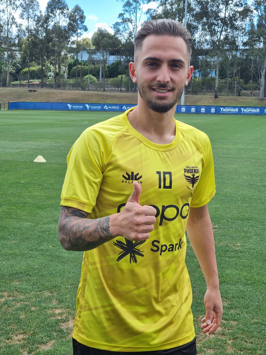 WgtnPhoenixFC's tweet photo. Gearing up for our first Men's pre-season game today in Aussie 🤩👍

⏰ 1.00 pm NZT Kick off
🆚 @CCMariners 
📲 FT score to come https://t.co/3BniouUCzK