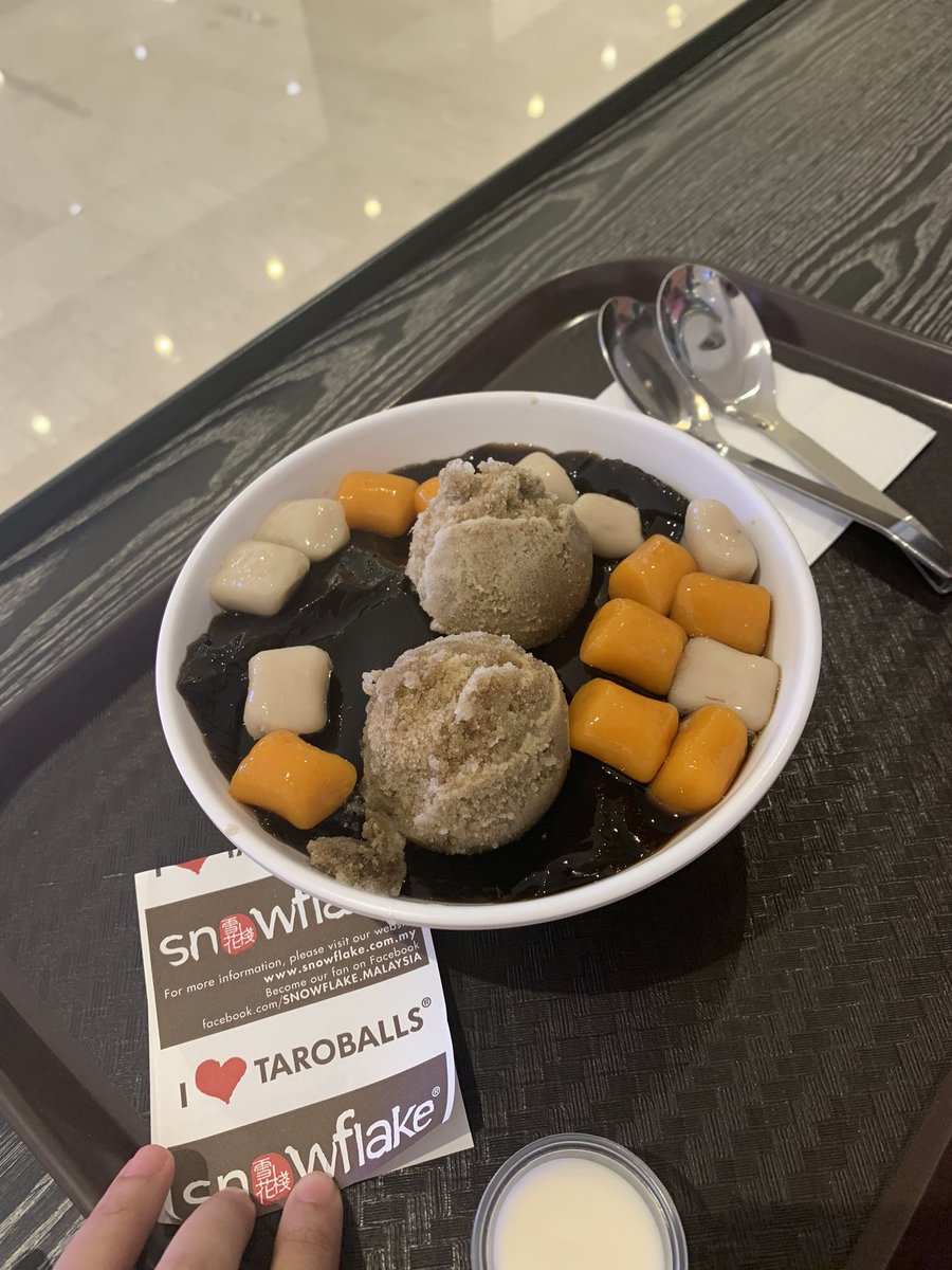 ayunirady's tweet photo. sbb smlm ofis bg cuti..finally dapat makan jgk😋😋😋..tq kak hani n kak d https://t.co/jlTkafGQAb