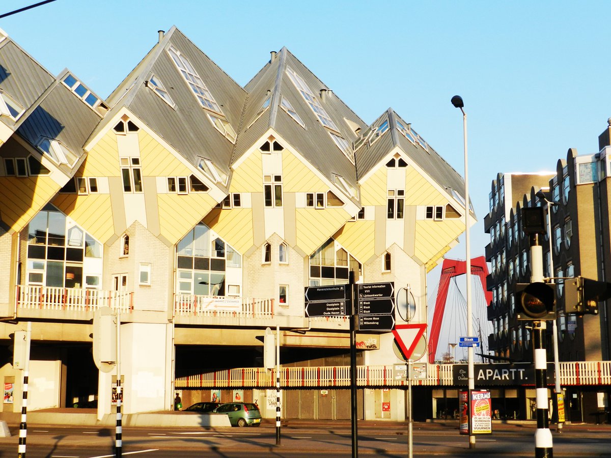 industrial_zona's tweet photo. Kubuswoning - Casas Cubo
Rotterdam
1984
Architects - Arquitectos: Piet Blom + Simon Ungers 

#kijkkubus 
#kijkkubusrotterdam 
#cubichousesrotterdam 
#cubichousesofrotterdam 
#rotterdamcity
#cubehouse
#hollandphotography
architettura
#architecture
#arquitetura https://t.co/QI2jBvXZBb