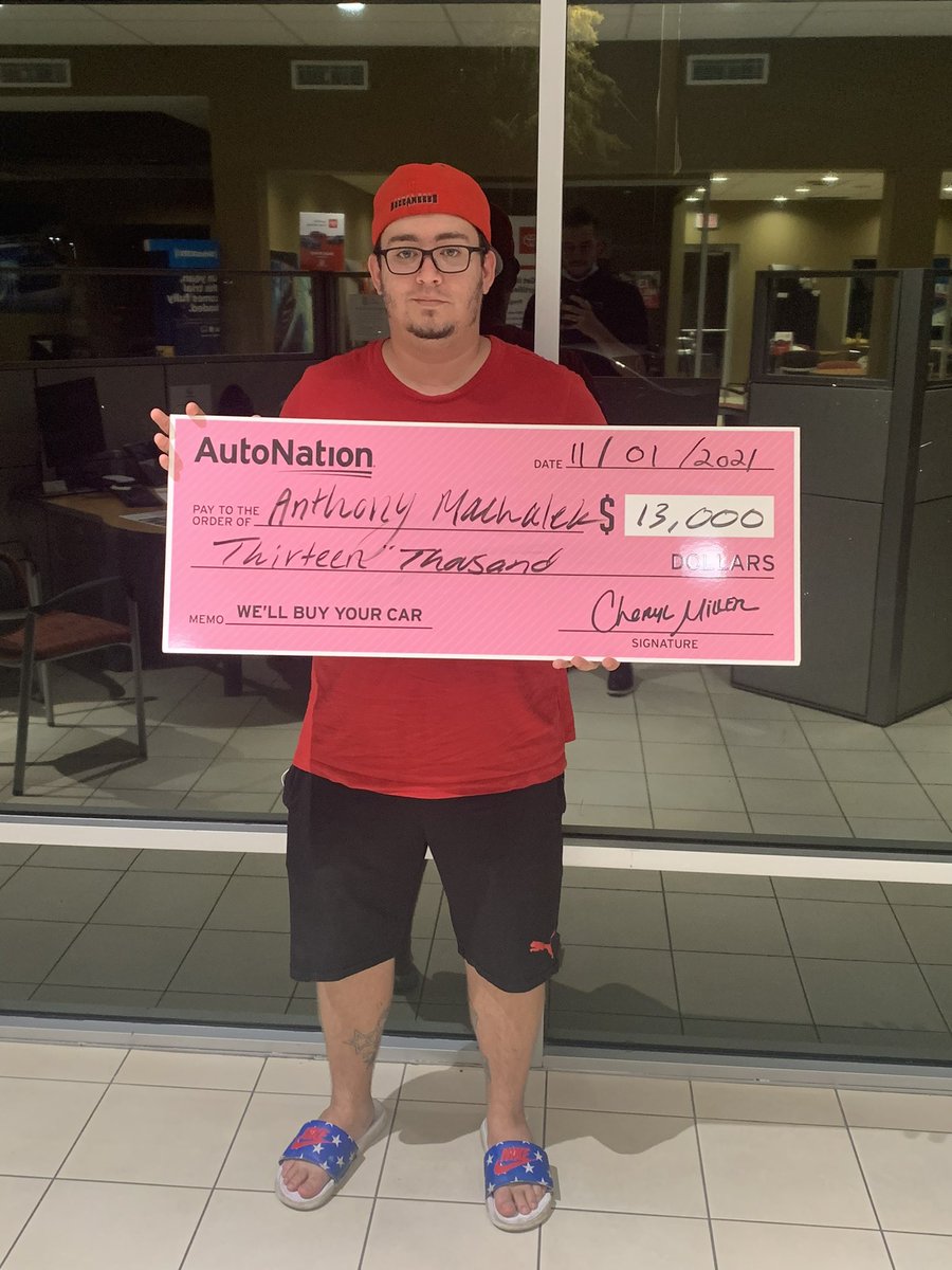 CarsWBarrington's tweet photo. Bought $13,000! Thank you so much for us your selling car…

👇🏾

Please hit the ❤️ button, write a comment, share with friends, and save the post…

👇🏾

#wbyc #autonationtoyotapinellaspark #november https://t.co/hndgYuYvsu