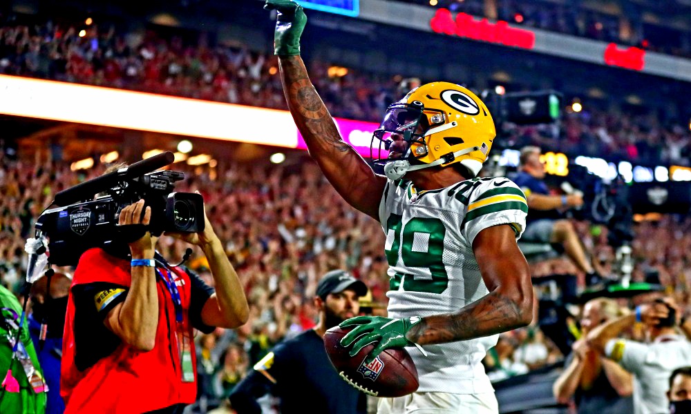 BookOfEli_NFL's tweet photo. Rasul Douglas in only 3 games since joining the #Packers: 

• 16 targets
• 9 receptions allowed
• 87 yards allowed
• 0 TDs allowed
• 45.6 passer rating allowed
• 1 INT
• 2 PBUs
• 17 tackles
• 1 FF

That's what I call a hell of a signing https://t.co/ds0rMdgulO