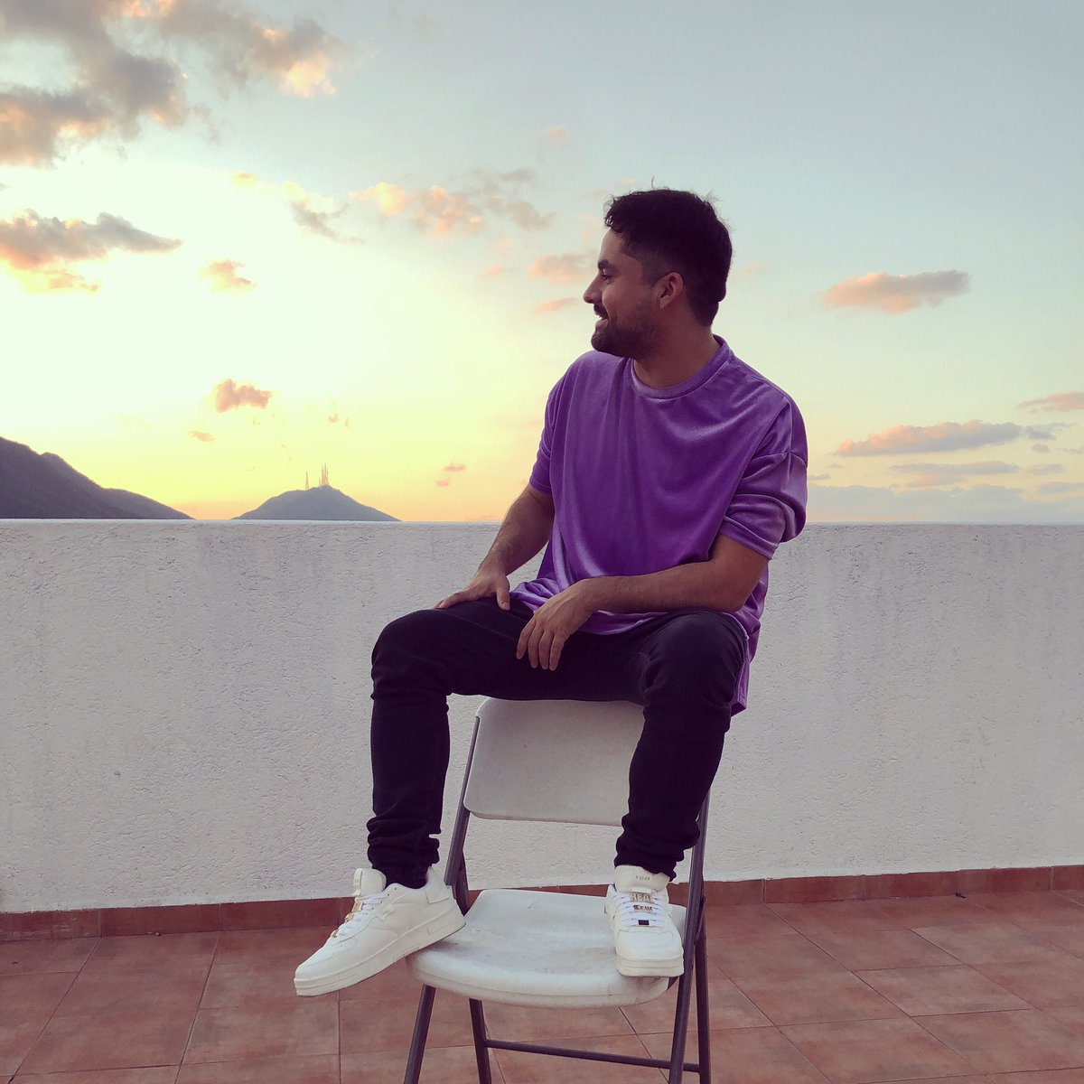 _alejandrobueno's tweet photo. 💎💎💎 https://t.co/FgtXJlr5Yh