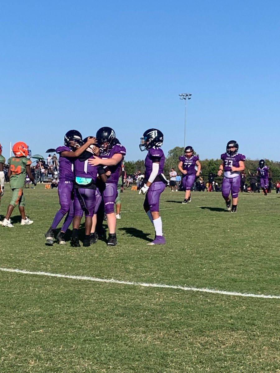 JamesNoahP11's tweet photo. When your brother gets the winning touchdown! 🙌🙌🙌 #Bullittboyz are built differently!  @Bullitt7v7 @KasonThompson1 @PlayBookAthlete #whyigrind https://t.co/VRTAaozm4y