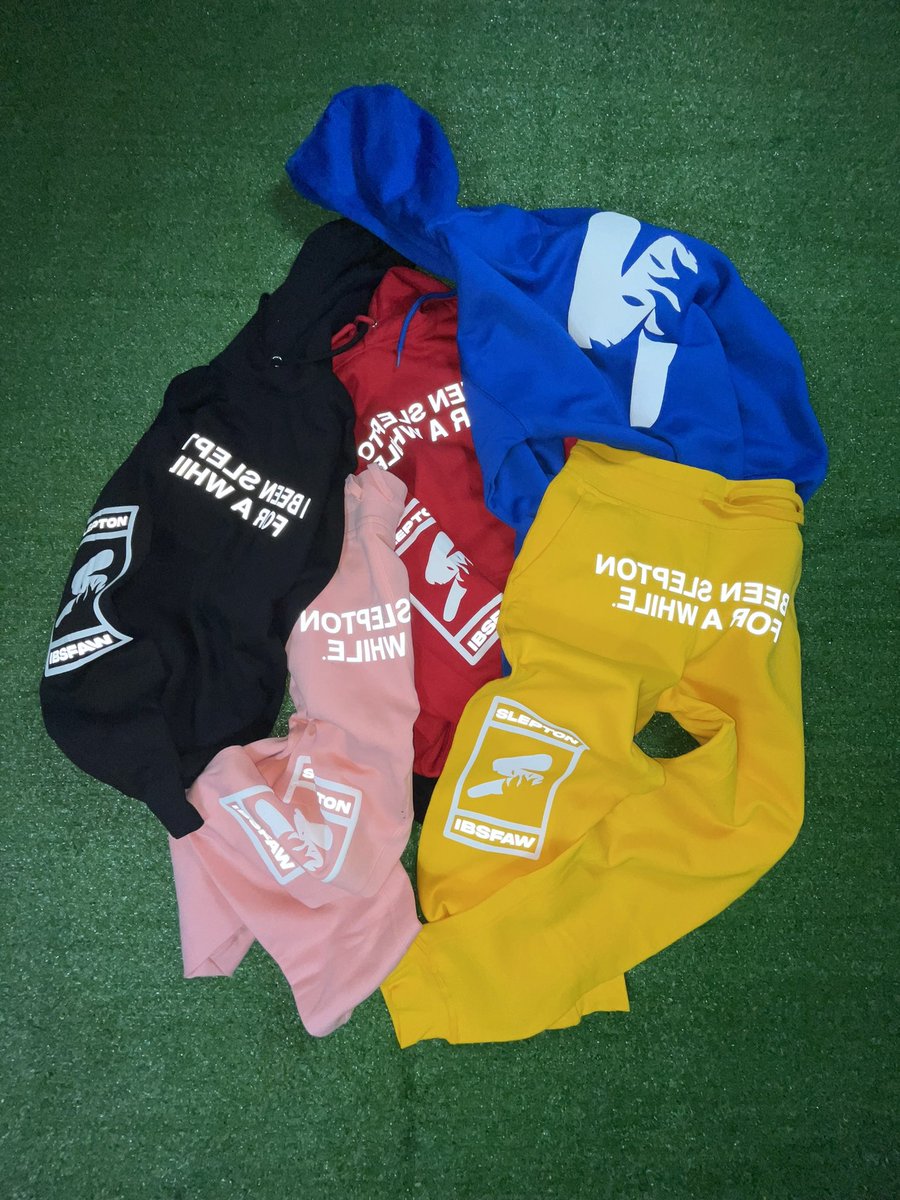 sleptonclo's tweet photo. Drop your sizes noww !! 🔥 https://t.co/bOFTRsuBlU