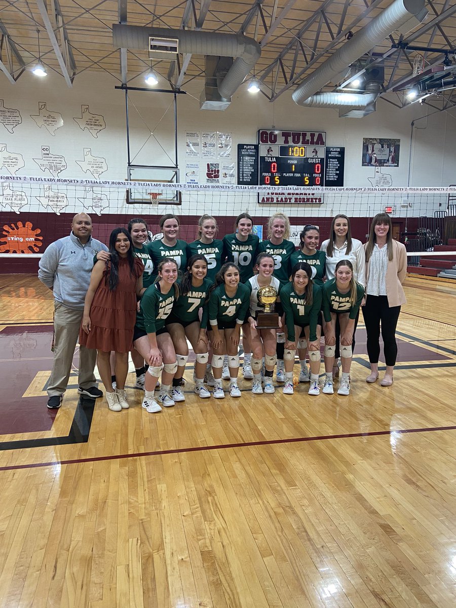 APMsJensen's tweet image. Lady Harvesters win their bi-district match up in 3 sets!! Go Harvesters! #pampaproud @PampaHighSchool #1down