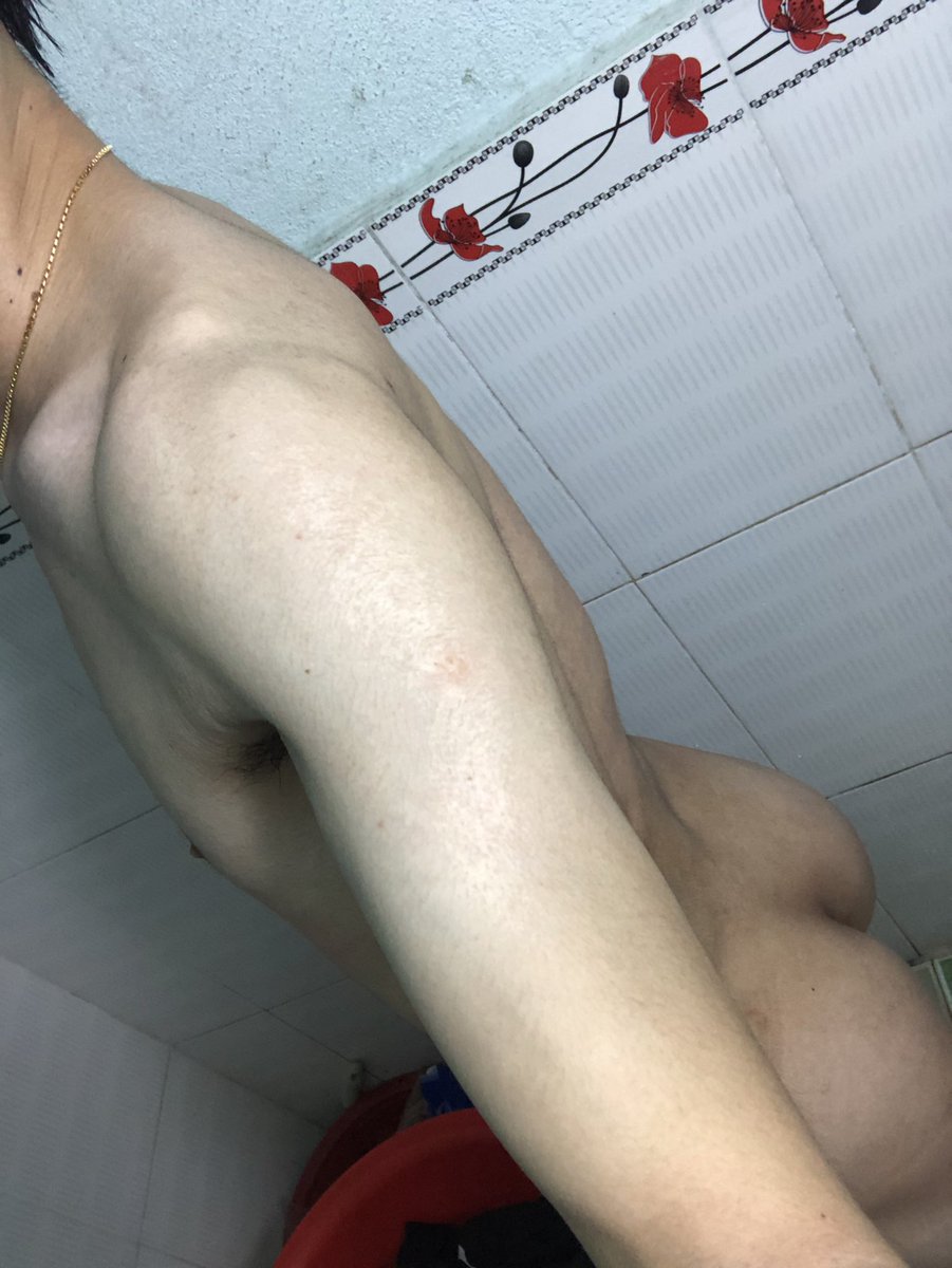 Nguynbu7's tweet photo. đến với nhau ko anh 😜😜 https://t.co/hTPVeLZBwU