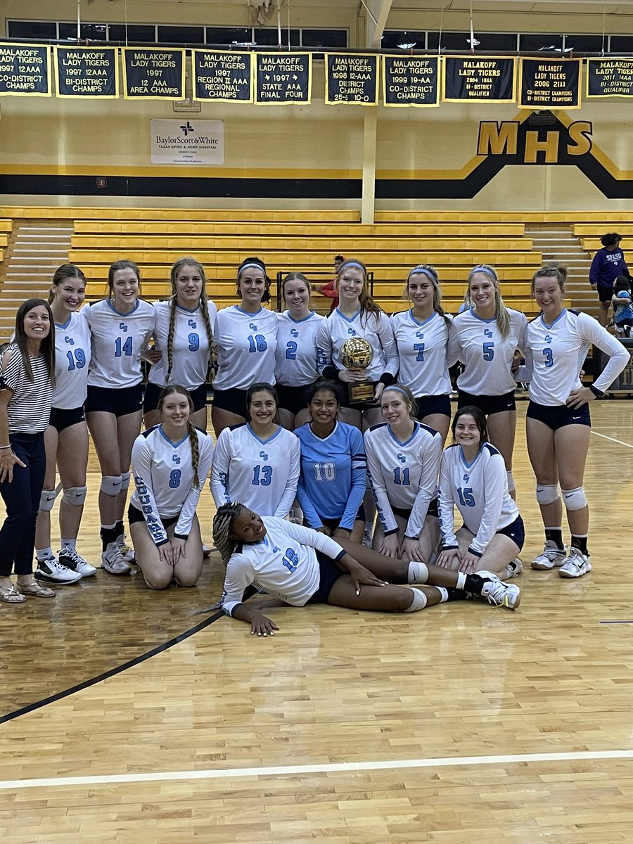 Coach_J_Gregory's tweet photo. Cougs Bi-District Champions!!  @China_Spring_HS @cscougarsports @ChinaSpringVol1 https://t.co/ze2AKsBhUN