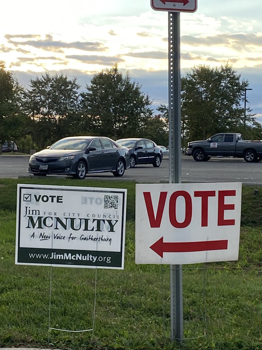 jimmcnulty's tweet photo. Polls open in just over 10 hours! #election2021 #ImWithJim #Gaithersburg https://t.co/mPMea2GY5s