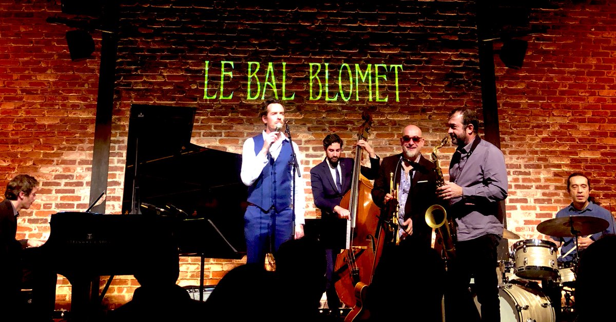 BereniceRavache's tweet photo. Délicieuse soirée au #BalBlomet avec #ThomasCurbillon🎙&amp; ses musiciens et la participation de @StephBelmondo 🎺pour la sortie de #PlaceSteOpportune. Superbe 💿 tt en délicatesse à se procurer🚨pour les amateurs de 🎶 &amp; de textes raffinés et élégants. Et à écouter sur @fipradio ! https://t.co/ICbF1wNt79