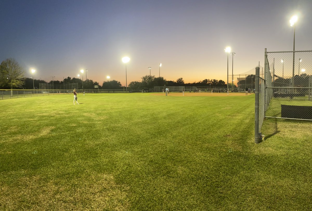 GRHS Longhorn Softball tweet media