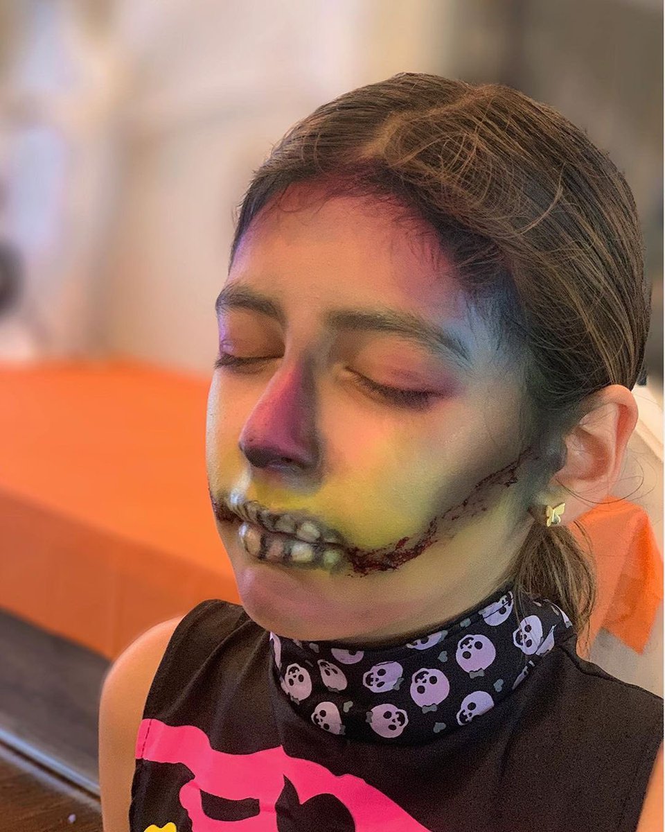 WarPaintMakeup's tweet photo. Bright & colorful skull face for this cutie 💀 Repost by WPI #ArtisanKaitlyn
#warpaintbeauty #skullmakeup #skull #skullface #beautyagency #makeupideas #makeupartist #makeupforkids #makeuoforever #mpls #minneapolis #girls #aboutlastnight #halloweenmakeup #halloween https://t.co/8Jy1j6taRJ