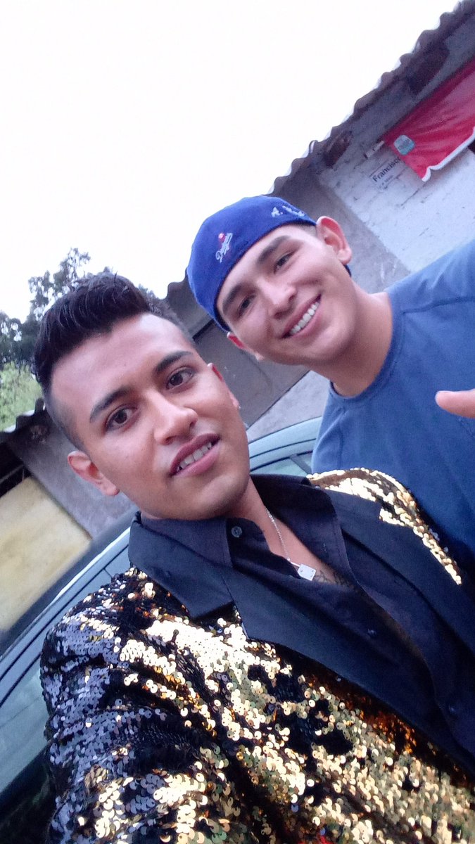 Angel_salazar__'s tweet photo. Y seguimos #asiendo #ruido en la #cantada https://t.co/9DyMLPveoY