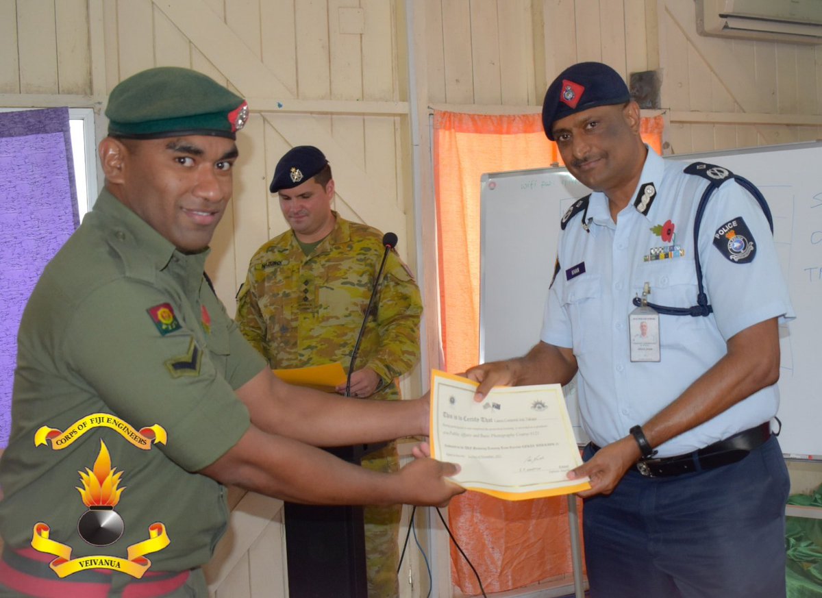 VEIVANUA💣 tweet media