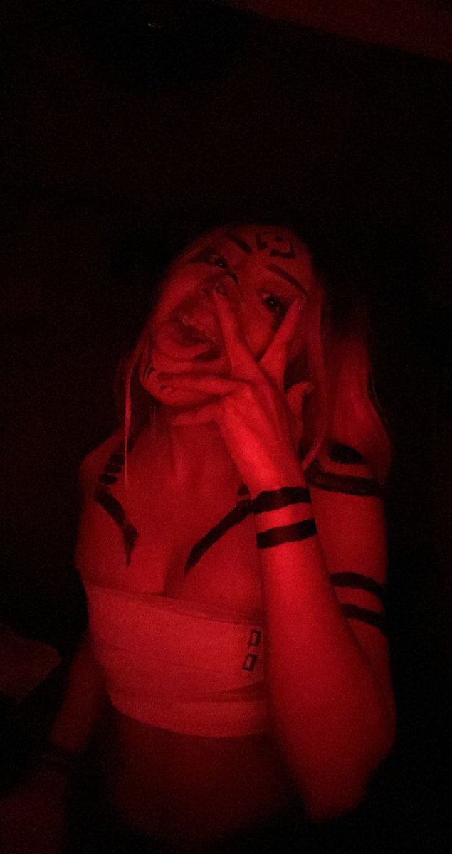 zinxid's tweet photo. I dressed up as Sukuna yesterday, sadly Gojo never showed up in be- I mean battle🤧 https://t.co/cGOrXPxsnT