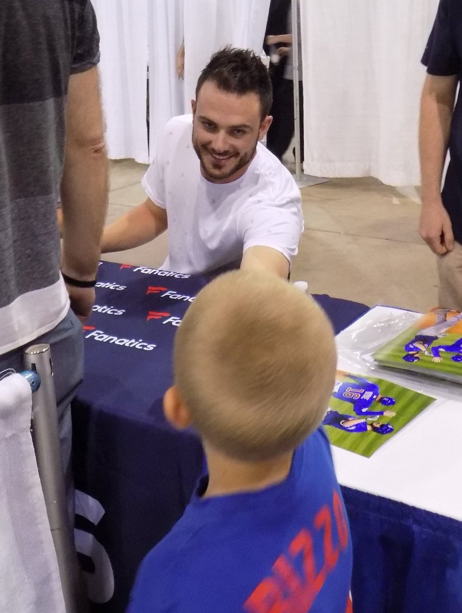 CoachStevenson3's tweet photo. 5 years ago today, @KrisBryant_23 was the first Cubs player to ever hit a Home Run on my birthday!!! Bryzzo forever needs to be reunited...dreams can come true!!! https://t.co/R7P17LkBpI