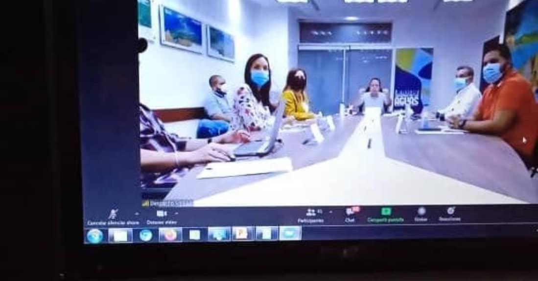 Con la finalidad de afinar acciones en materia de Agua a beneficio del pueblo venezolano, el Ministro del <a href="/minaguasoficial/">Ministerio del P.P. de Atención de las Aguas</a> <a href="/RMarcoTorres/">Rodolfo Marco Torres</a> realizó una videoconferencia con los presidentes de las hidrológicas, hidráulicas y jefes de unidad territorial de atención a las Aguas