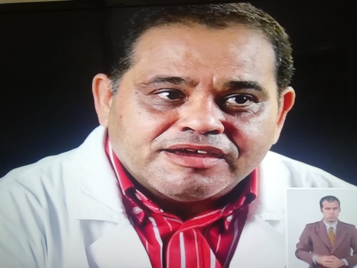 Qué orgullosa estoy del Dr. Carlos Leonardo Vázquez González. 25 años siendo el agente Fernando de la Seguridad del Estado. Con hombres y mujeres de su estirpe, que somos millones: "#Cuba jamás será intervenida por el gran enemigo del Norte".

#LaRazonEsNuestroEscudo
#DeZurdaTeam