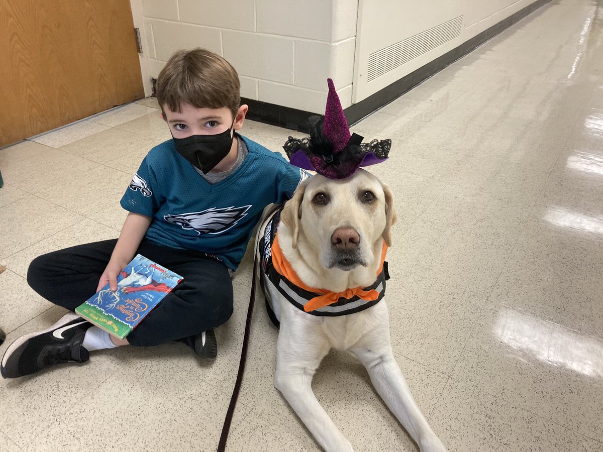 When Skyler from <a href="/RoxyTherapyDogs/">Roxy Therapy Dogs</a> comes to school, in costume, to read with our second graders, we all want a chance to read with her! She is such a lovable listener to all the excellent readers in 2-U.