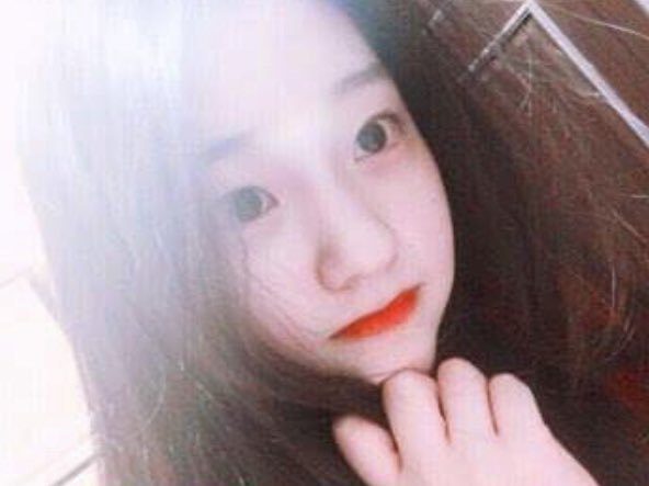 chaehyunfeed's tweet photo. chaehyun's habit https://t.co/V2lzCpgme8