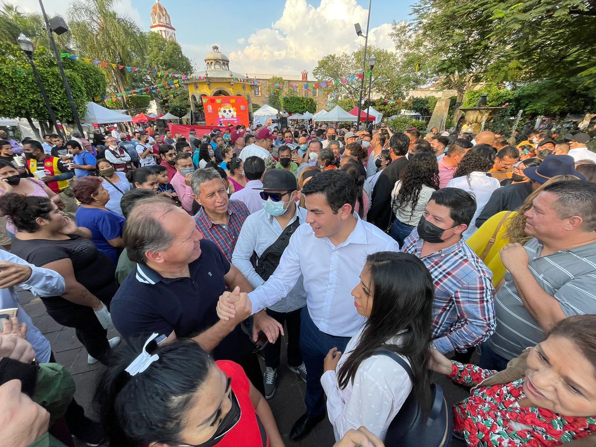 FavioCP's tweet photo. Ganó la justicia, ganó la legalidad. Todo el respaldo a @BetoMaldonado_, refrendaremos que juntos haremos historia en San Pedro Tlaquepaque, trabajaremos en #UnidadYMovilizacion con el apoyo del pueblo, llegará la #CuartaTransformación https://t.co/CKwXAaEGt4