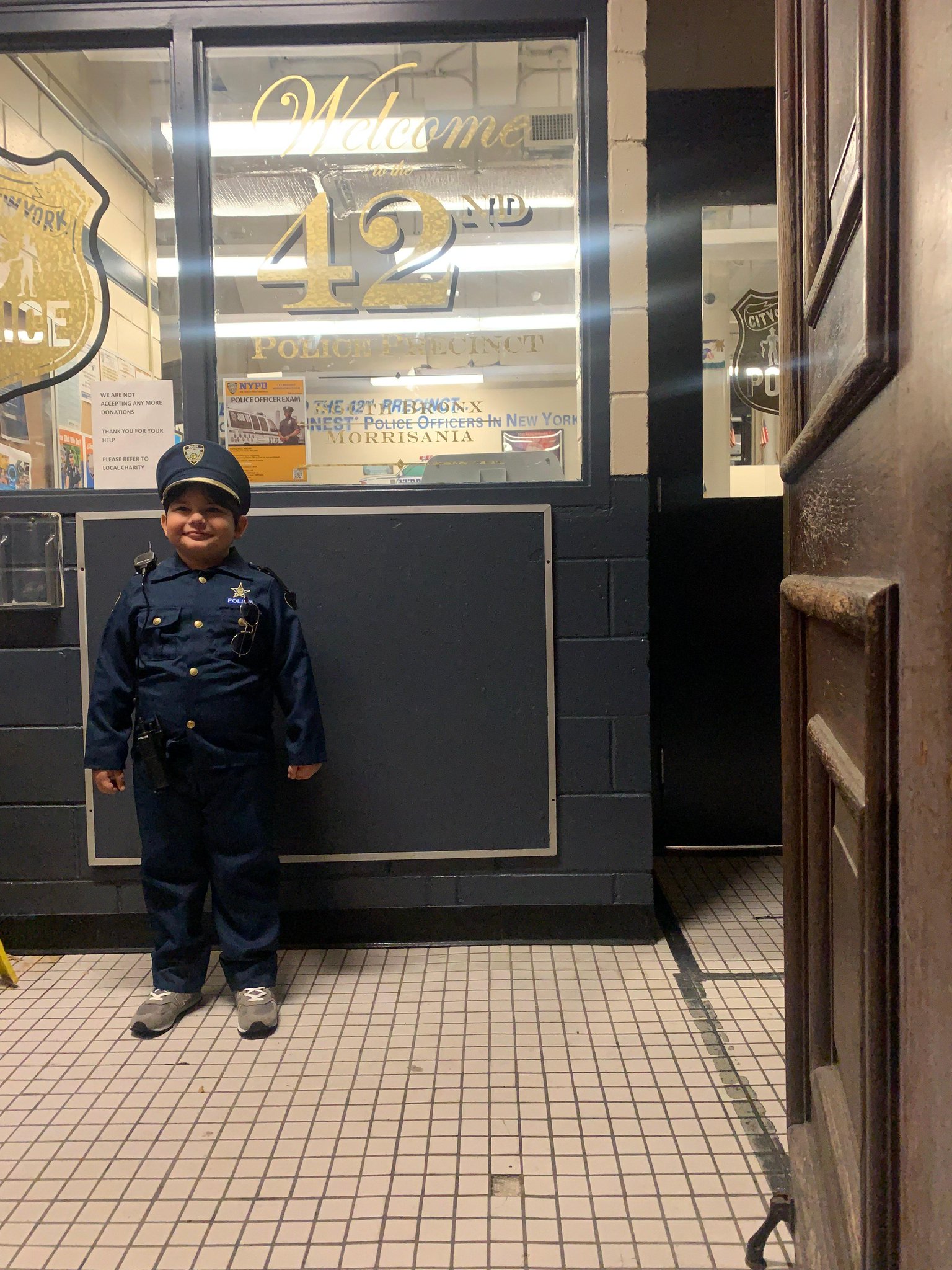 42Nd Precinct Nyc - nmdgqo9