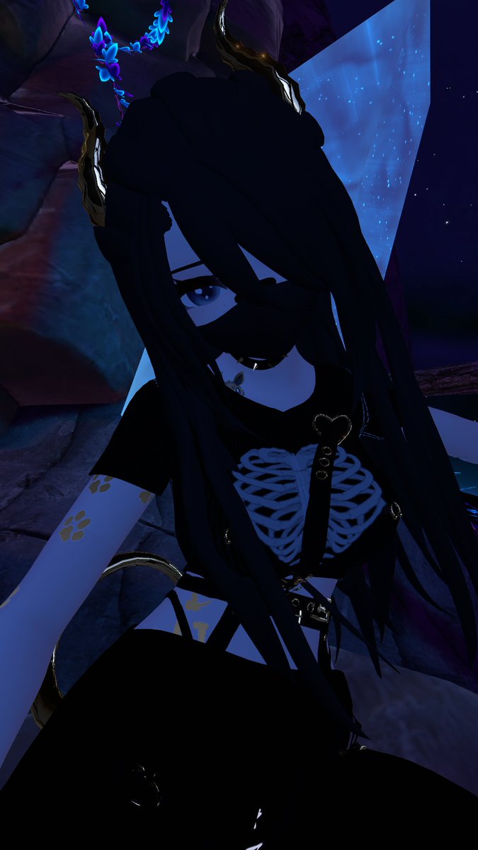 VrSilo's tweet photo. And last but not least, relaxed and hung out with two friends. Kokobear and Archer. What a day indeed!
#Vrchat #SiloMori #Vrfuntimes https://t.co/Triay2ceyi