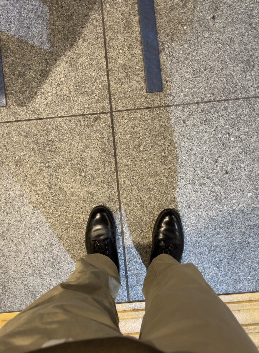 w30L32_501's tweet photo. US NAVY  95s 

 #serviceshoes https://t.co/1Tdn9l8gyk