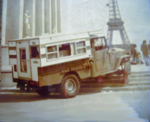 CruiserGear's tweet photo. This photo made me say "wait, what??" At least twice 😂 
Tag the owner!
#40series #cruisergear #ランクル40 #ランドクルーザー #landcruiser  #fj40 #fj43 #fj45 #fj47 #bandeirante #hj45 #bj40 #bj43 #hj47 #isthatajeep? #vintagevibes #drivetastefully #gotopless #inline6 #2f https://t.co/ZC7m41hVXS