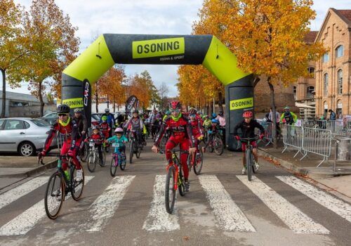 Osoning (@osoning_sport) on Twitter photo 🚲 PEDALADA FAMILIAR OSONING 2021 🚲
👉🏼 El dia 7 de novembre torna aquesta fantàstica pedalada de la <a href="/firamuntanya/">Fira de la Muntanya Vic</a>.
⏲️ 11h, a partir de 4 anys. 🏁Sortida i arribada al recinte Firal del Sucre.
🙌🏼 Veniu a gaudir d'un gran matí!
🎟️ Inscripcions: buff.ly/3CCRle6 🚲 PEDALADA FAMILIAR OSONING 2021 🚲
👉🏼 El dia 7 de novembre torna aquesta fantàstica pedalada de la <a href="/firamuntanya/">Fira de la Muntanya Vic</a>.
⏲️ 11h, a partir de 4 anys. 🏁Sortida i arribada al recinte Firal del Sucre.
🙌🏼 Veniu a gaudir d'un gran matí!
🎟️ Inscripcions: buff.ly/3CCRle6